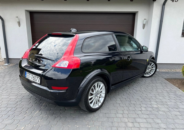 Volvo C30 cena 22900 przebieg: 168700, rok produkcji 2010 z Bierutów małe 121